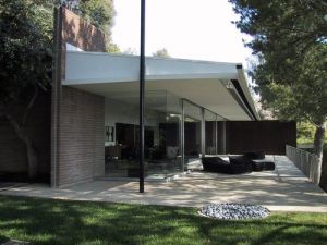 Tom Ford home - Richard Neutra-designed Brown-Sidney House in Los Angeles.jpeg